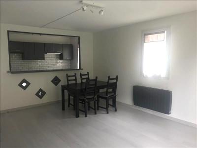 For rent Lieusaint 3 rooms 61 m2 Seine et marne (77127) photo 1
