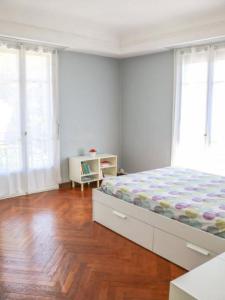 For sale Nice 4 rooms 106 m2 Alpes Maritimes (06000) photo 3