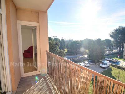 For sale Uzes 4 rooms 65 m2 Gard (30700) photo 3