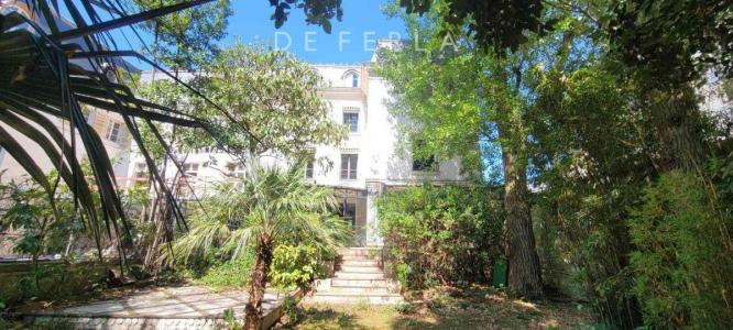 For sale Paris-16eme-arrondissement 14 rooms 471 m2 Paris (75016) photo 0