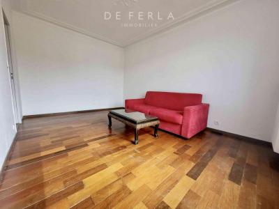 For sale Paris-10eme-arrondissement 2 rooms 43 m2 Paris (75010) photo 1
