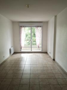 For rent Perpignan 2 rooms 38 m2 Pyrenees orientales (66000) photo 2