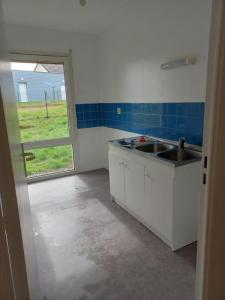 For rent Saint-denis-de-jouhet 5 rooms 93 m2 Indre (36230) photo 3