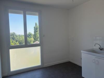 For rent Chatre 2 rooms 50 m2 Indre (36400) photo 1