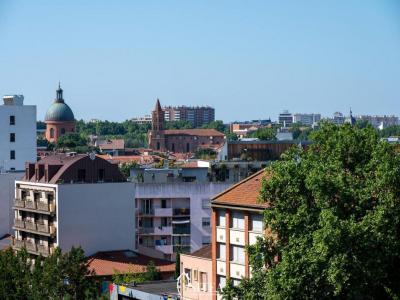 For sale Toulouse 3 rooms 66 m2 Haute garonne (31300) photo 1