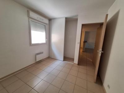 For rent Nimes 3 rooms 66 m2 Gard (30900) photo 2