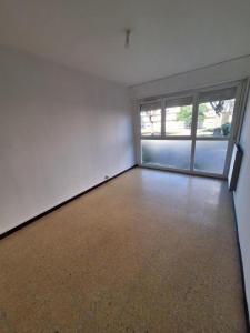 For rent Orange 4 rooms 77 m2 Vaucluse (84100) photo 3
