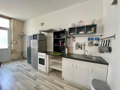 For rent Blois 1 room 27 m2 Loir et cher (41000) photo 1