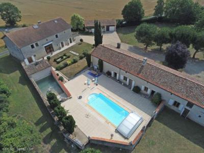 Annonce Vente Gite Blanzay 86