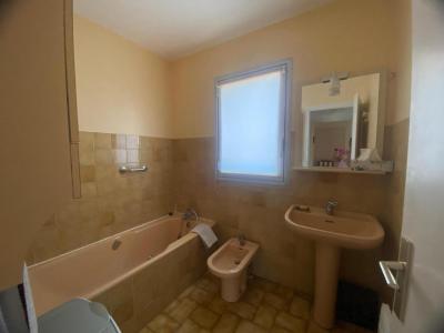 For rent Nimes 3 rooms 68 m2 Gard (30000) photo 4