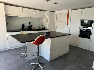 For sale Grand-champ 5 rooms 180 m2 Morbihan (56390) photo 3
