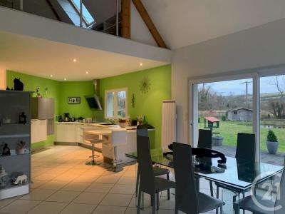 Louer Maison 167 m2 Estreelles