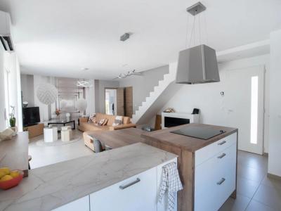 For sale Muy 5 rooms 122 m2 Var (83490) photo 1