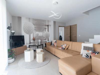 For sale Muy 5 rooms 122 m2 Var (83490) photo 3