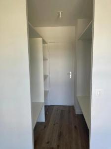 For sale Trappes 3 rooms 70 m2 Yvelines (78190) photo 3