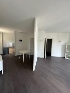 For rent Saint-etienne 2 rooms 50 m2 Loire (42000) photo 2