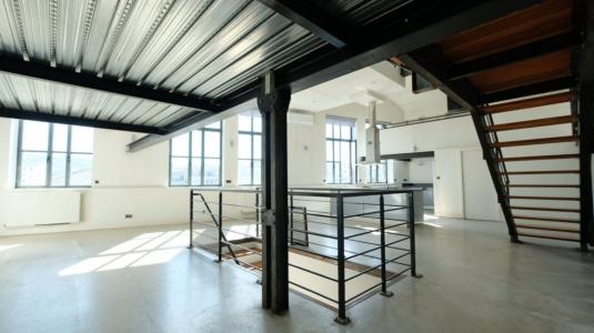 For sale Saint-etienne 5 rooms 177 m2 Loire (42000) photo 4