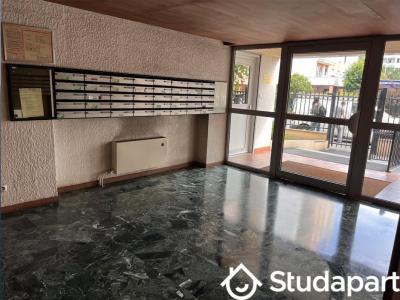Louer Appartement Villemomble 800 euros