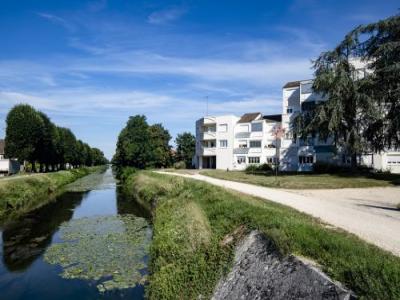 For rent Vierzon 4 rooms 79 m2 Cher (18100) photo 1