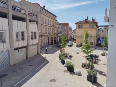 For sale CARME INFIRMIERE 3 rooms 58 m2 Vaucluse (84000) photo 1