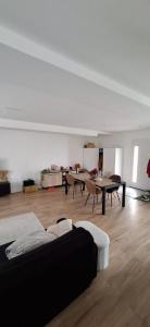 For sale 4 rooms 86 m2 Loiret (45300) photo 1