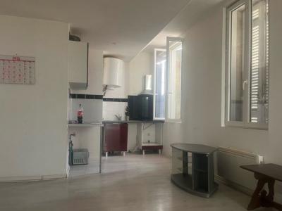 For rent Castillon-la-bataille 1 room 35 m2 Gironde (33350) photo 0