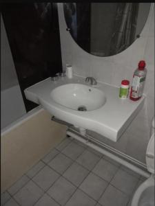 For rent Carbon-blanc 2 rooms 25 m2 Gironde (33560) photo 1