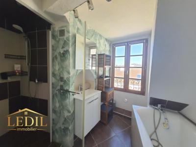 For sale Pau 3 rooms 91 m2 Pyrenees atlantiques (64000) photo 3