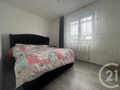 For sale Creil 3 rooms 52 m2 Oise (60100) photo 3