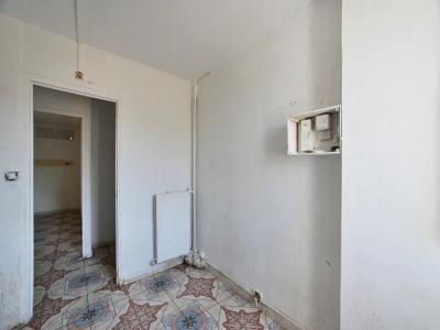 For sale Avignon 5 rooms 87 m2 Vaucluse (84000) photo 2