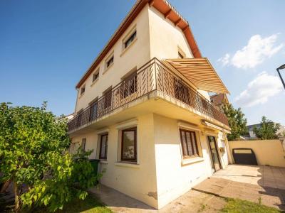 For sale PETIT CLAMART 7 rooms 197 m2 Hauts de Seine (92140) photo 2