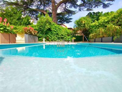 For sale Ales 8 rooms 427 m2 Gard (30100) photo 2