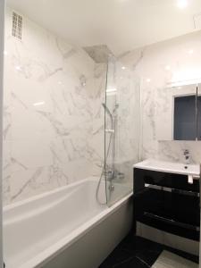 For sale Yerres PISCINE 4 rooms 75 m2 Essonne (91330) photo 4