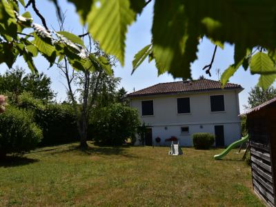 Acheter Maison Ruelle-sur-touvre 280900 euros