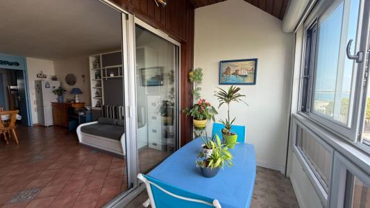 For sale Rochelle 1 room 30 m2 Charente maritime (17000) photo 2