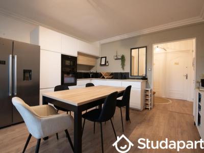 Louer Appartement Venissieux 670 euros