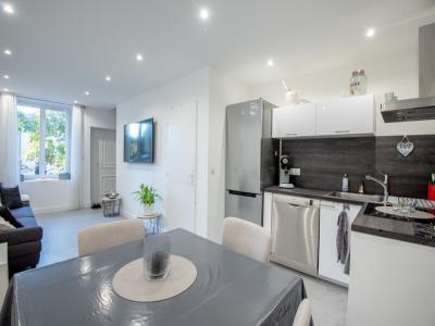 For sale Villeneuve-les-avignon 4 rooms 70 m2 Gard (30400) photo 0