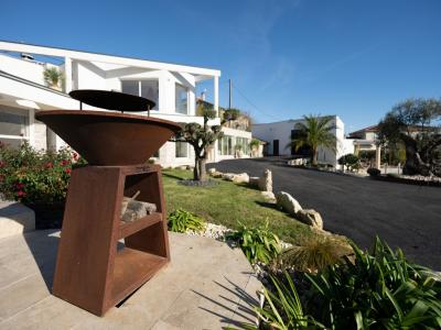 For sale VERMEIL 6 rooms 350 m2 Gard (30380) photo 1