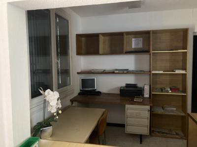 For sale LECLERC 10 rooms 261 m2 Herault (34500) photo 4