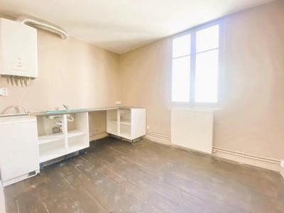 For sale Vichy 11 rooms 215 m2 Allier (03200) photo 2