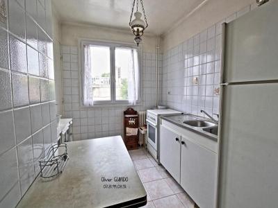 For sale Montpellier 3 rooms 60 m2 Herault (34000) photo 2