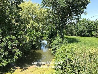 For sale Taugon 8 rooms 198 m2 Charente maritime (17170) photo 2