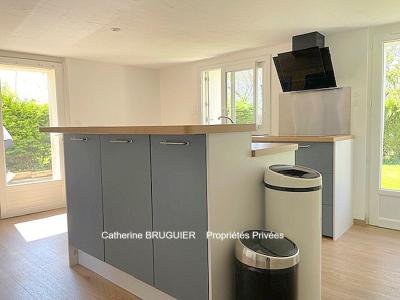 For sale Forges 5 rooms 115 m2 Charente maritime (17290) photo 3