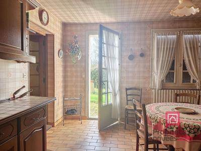 For sale Avallon 5 rooms 133 m2 Yonne (89200) photo 3