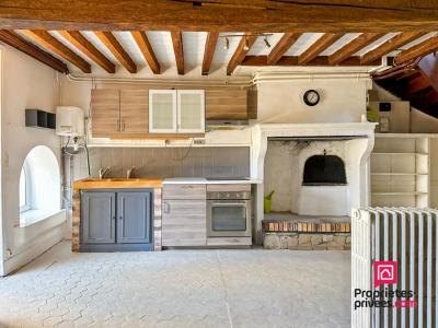 For sale Avallon 4 rooms 92 m2 Yonne (89200) photo 1