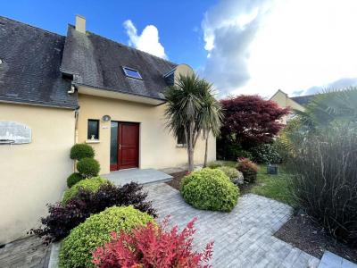 For sale Hennebont 6 rooms 128 m2 Morbihan (56700) photo 2