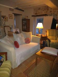 For sale Avesse 7 rooms 240 m2 Sarthe (72350) photo 3