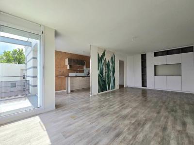 For sale Angers 4 rooms 88 m2 Maine et loire (49000) photo 0