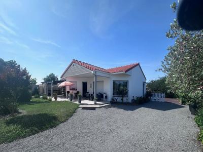 For sale Plaine-sur-mer 8 rooms 150 m2 Loire atlantique (44770) photo 0