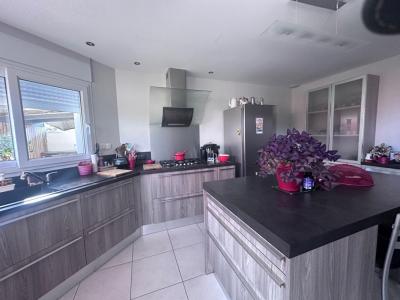 For sale Plaine-sur-mer 8 rooms 150 m2 Loire atlantique (44770) photo 2